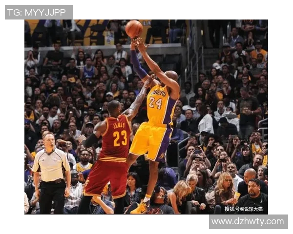 2004年全场对决詹姆斯与科比的精彩瞬间回顾与分析